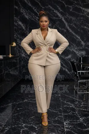 Stylish Plus-Size O Two-Piece Pant Suit Set