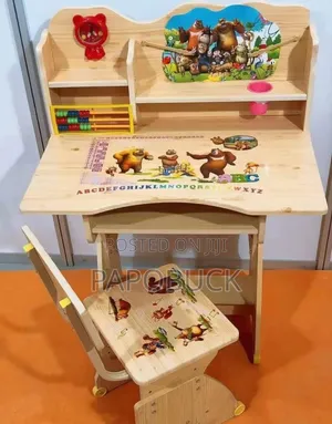 High Quality Cartoon Themed Wooden Kids Sturdy Table and Chair