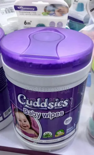 200-Count Tub Cuddsies Baby Wipes