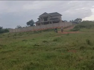 100 × 100 in Kira Namugongo for Sale With a Ready Title