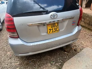 Toyota Wish 2006 Silver