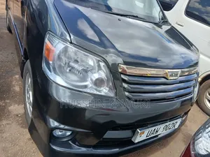 Toyota Noah 2005 Black