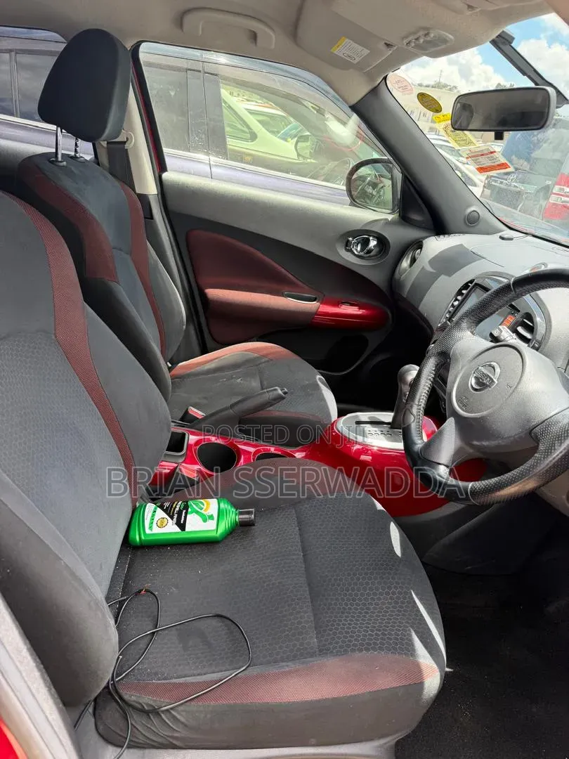 Nissan Juke 2012 Red