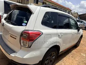 Subaru Forester 2017 White