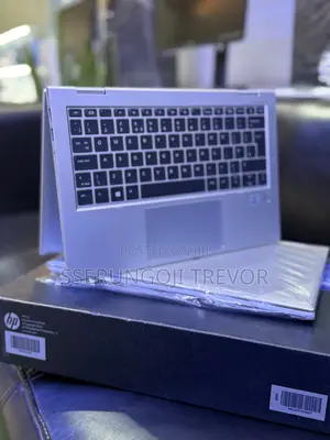 New Laptop HP EliteBook 830 G8 8GB Intel Core i5 SSHD+SSD 256GB