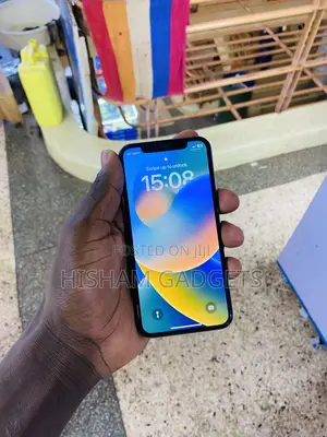 Apple iPhone XS 64 GB Gold