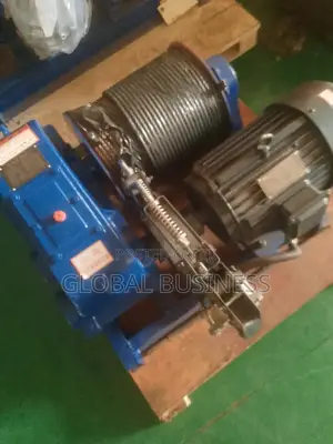 Heavy-duty Lifting Machine – Power, Safety Performance!