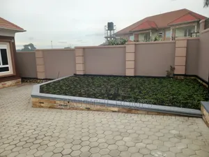 Furnished 4bdrm Bungalow in Nakwero, Kira for sale