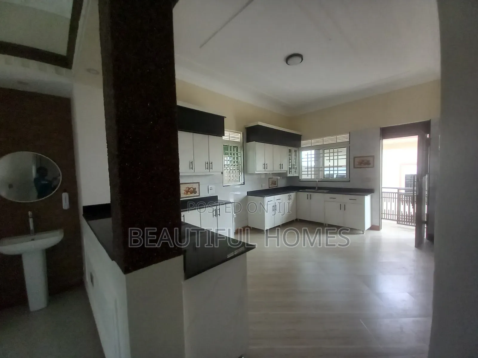 Furnished 4bdrm Bungalow in Nakwero, Kira for sale