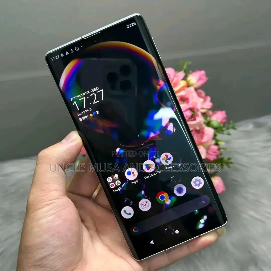 Sharp Aquos R6 128 GB Black