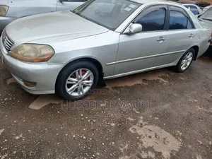 Toyota Mark II 2004 Silver