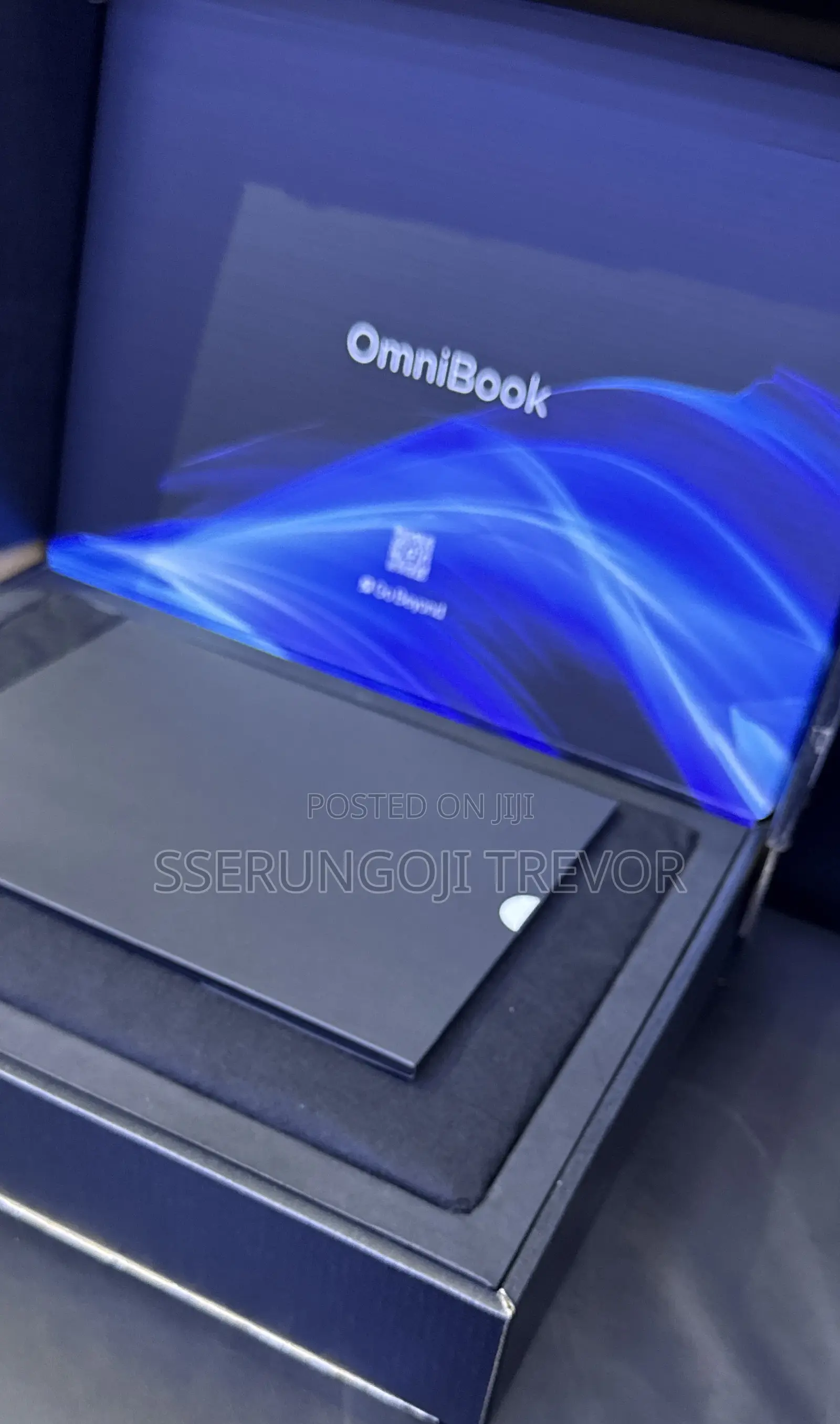 New Laptop HP OmniBook 7 14" 8GB Intel Core i5 SSHD+SSD 512GB