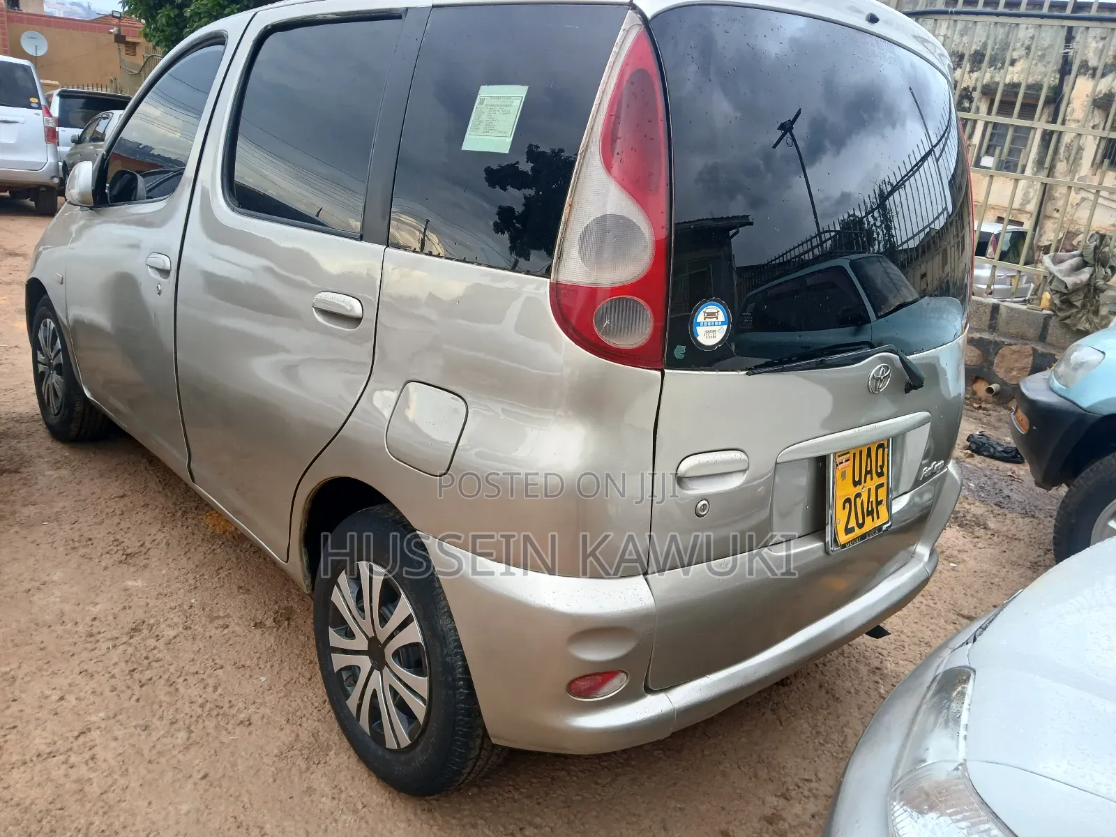 Toyota Fun Cargo 2006 Silver