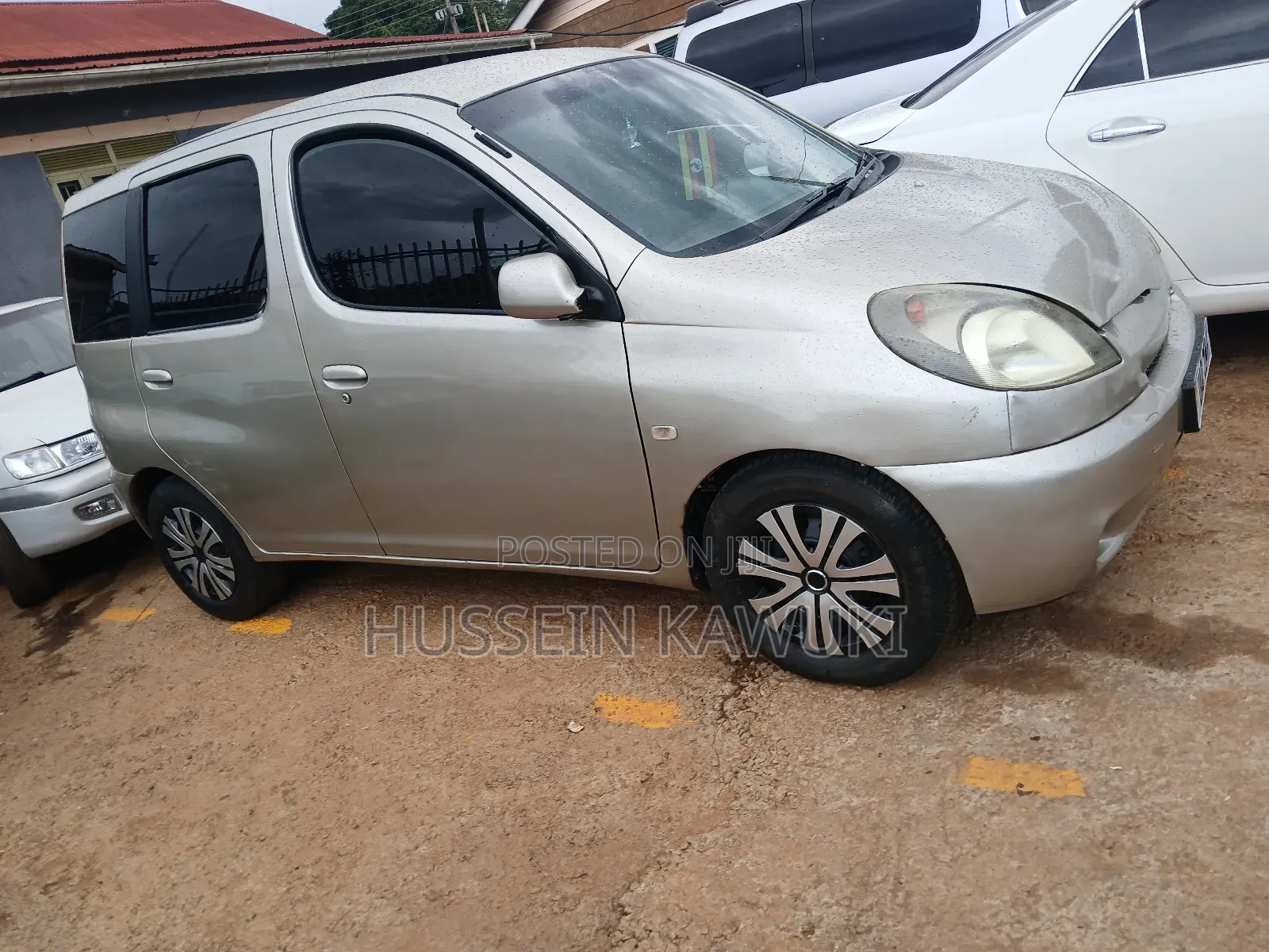 Toyota Fun Cargo 2006 Silver