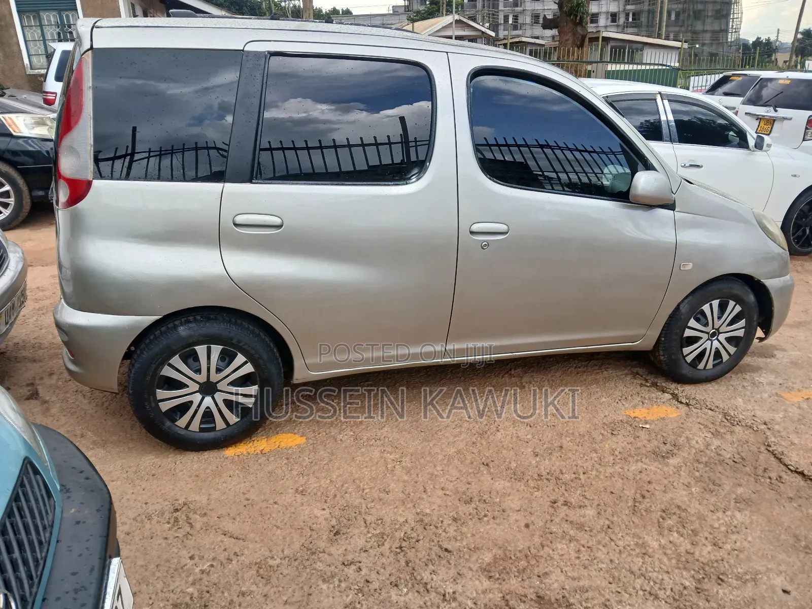Toyota Fun Cargo 2006 Silver