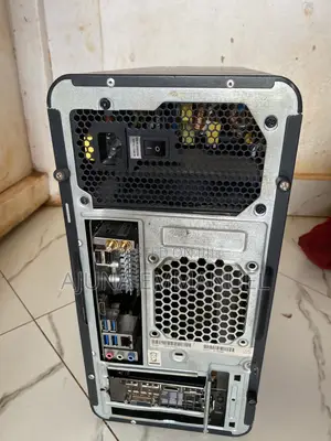 Desktop Computer 16GB AMD Ryzen 5 SSD 256GB