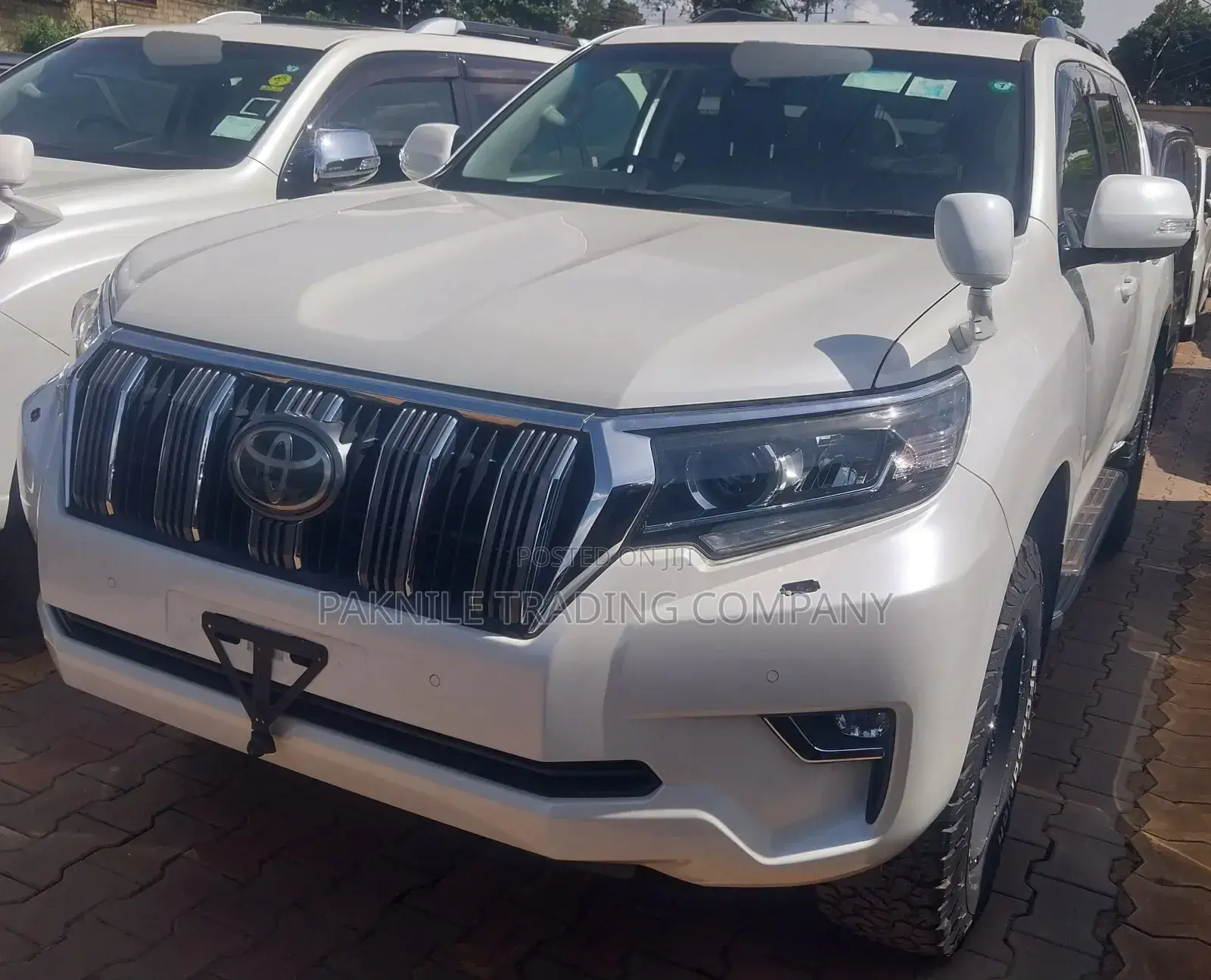 Toyota Land Cruiser Prado 2019 White