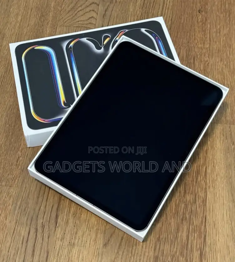 New Apple iPad Pro 13 (2025) 256 GB Gray