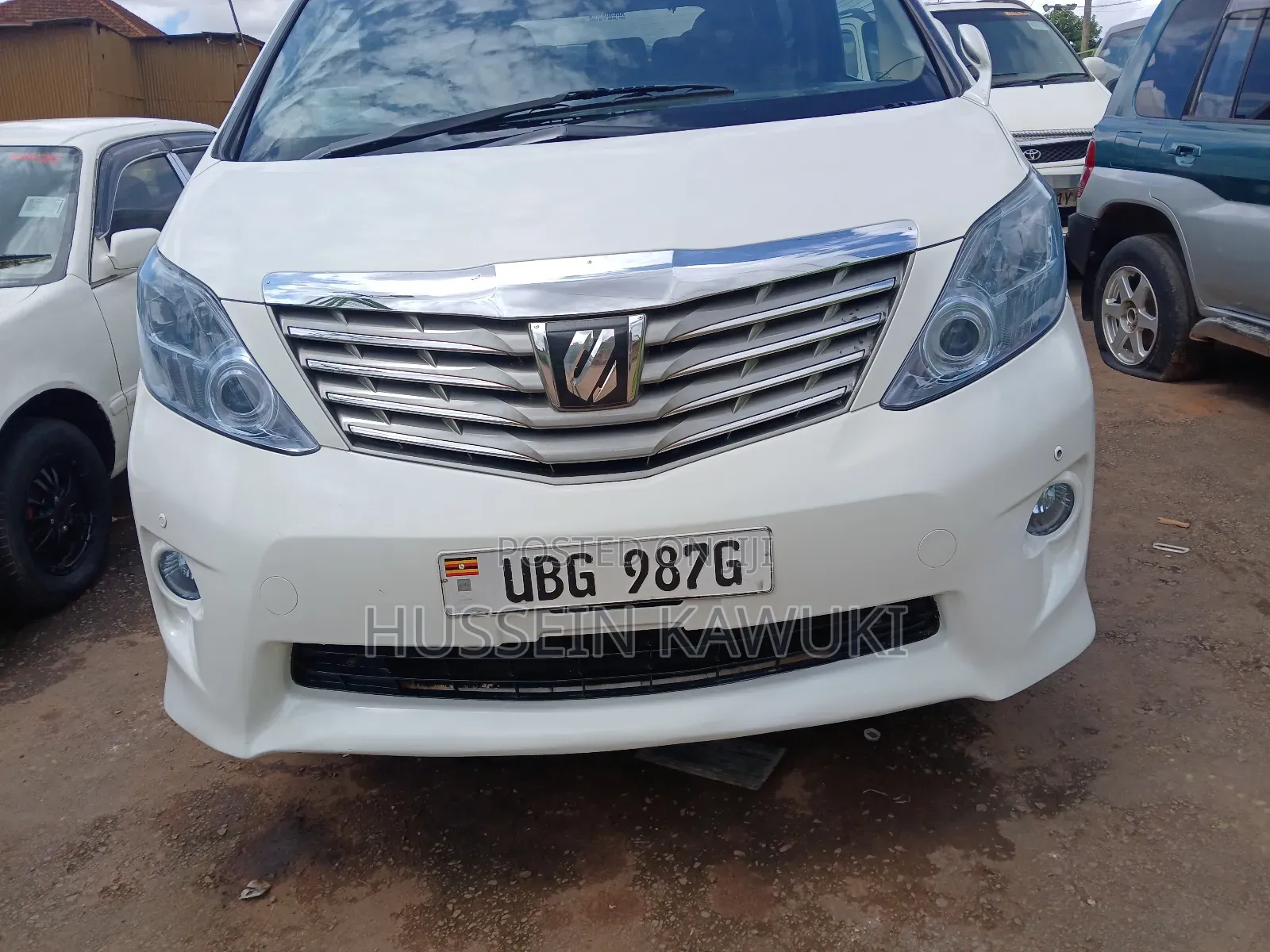 Toyota Alphard 2010 White