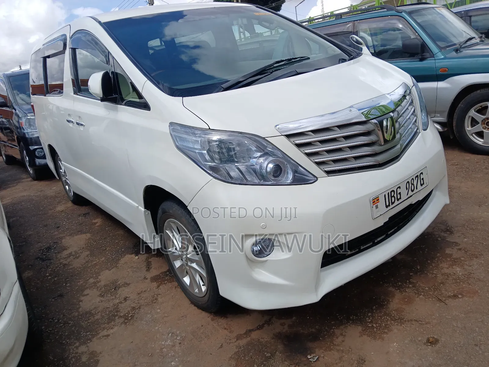 Toyota Alphard 2010 White