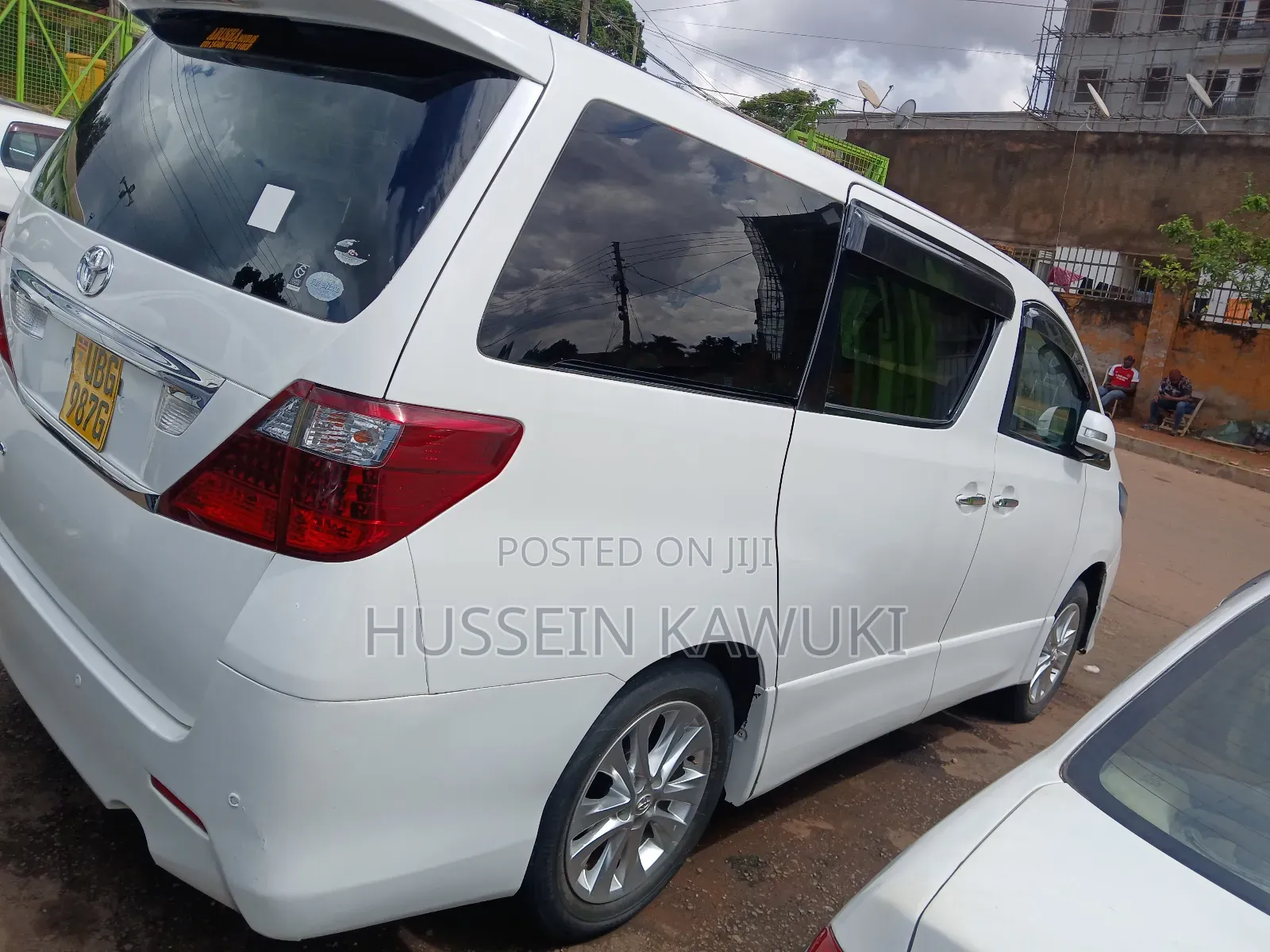 Toyota Alphard 2010 White
