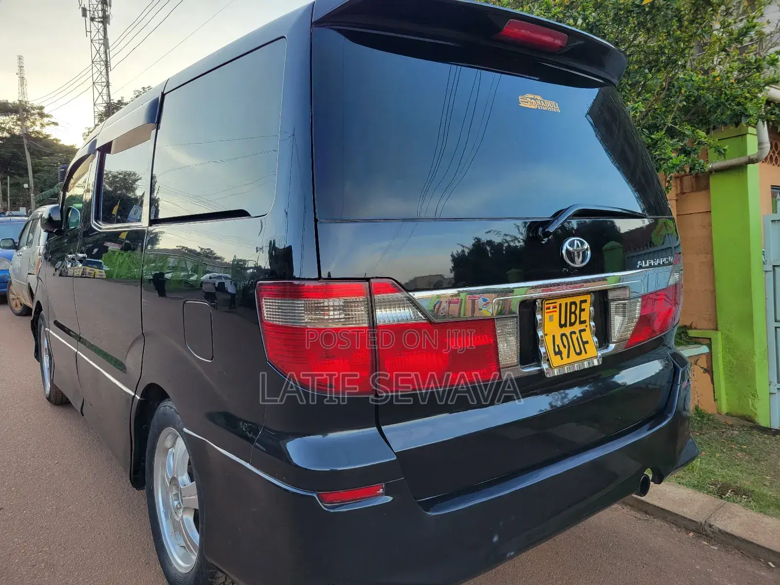 Toyota Alphard 2.4 Petrol AWD 2005 Black