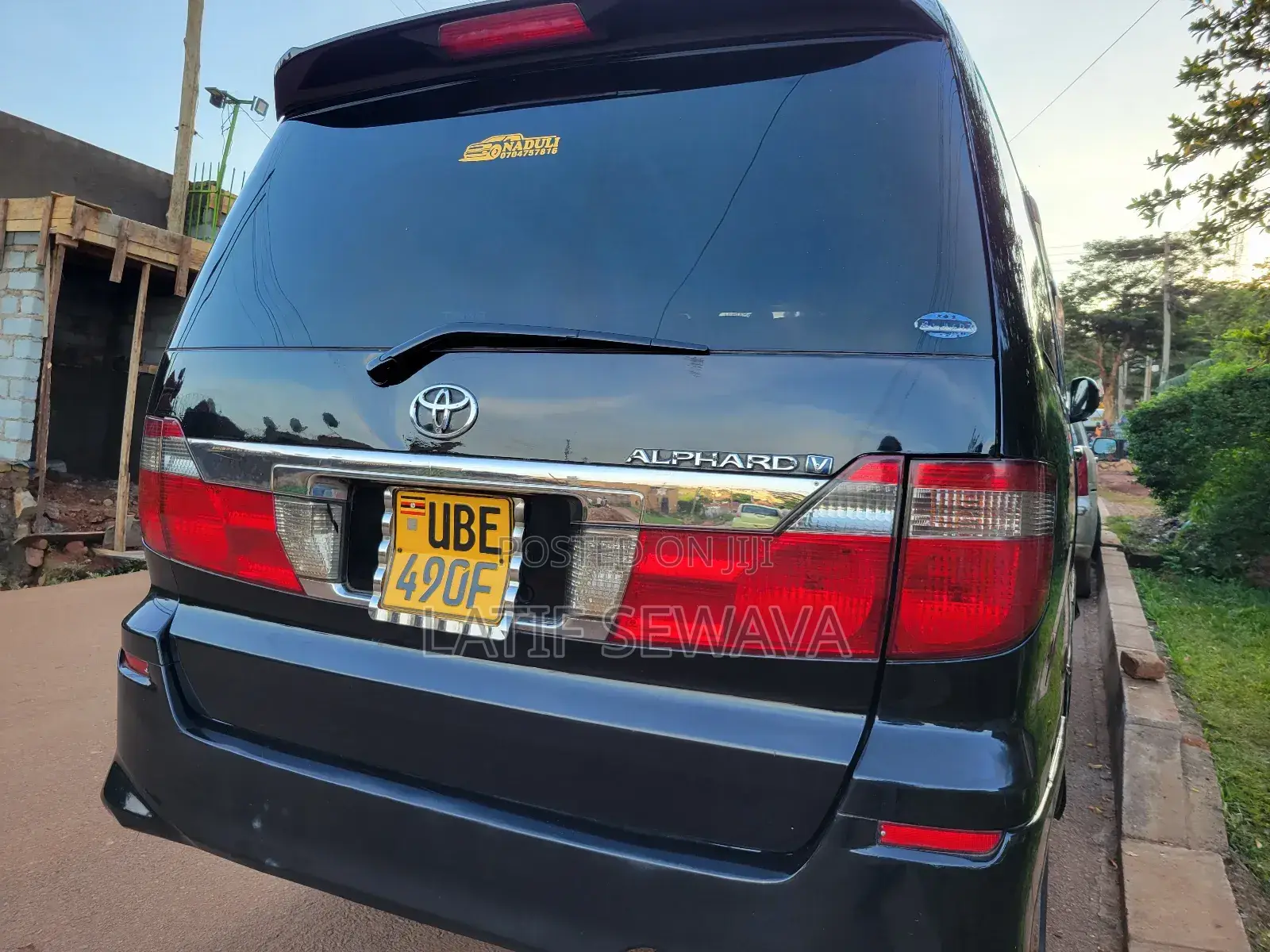 Toyota Alphard 2.4 Petrol AWD 2005 Black