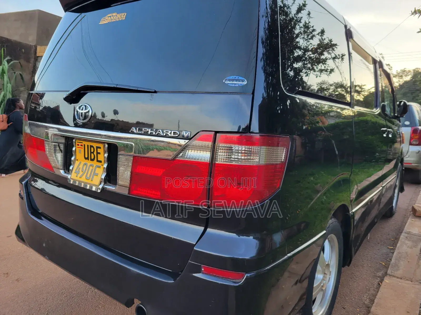 Toyota Alphard 2.4 Petrol AWD 2005 Black