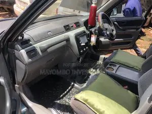 Honda CR-V 1999 Green