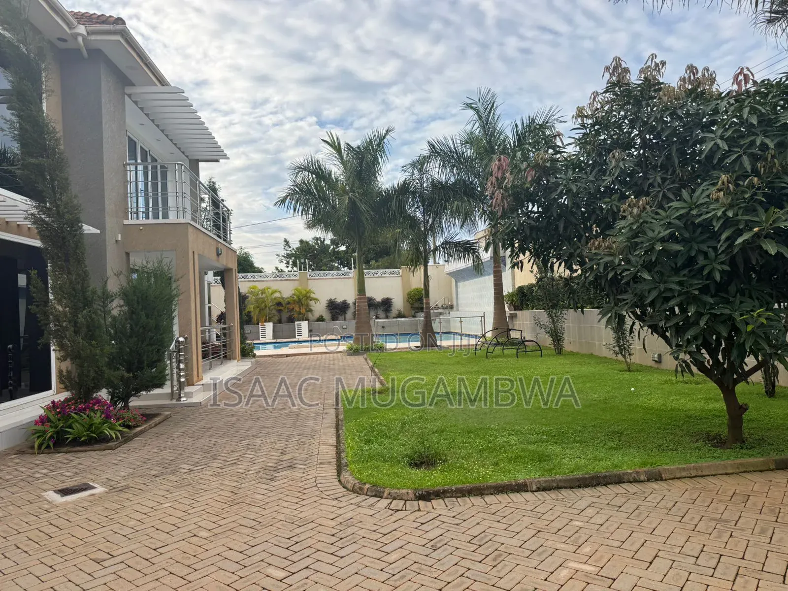 House for Sale in Buziga