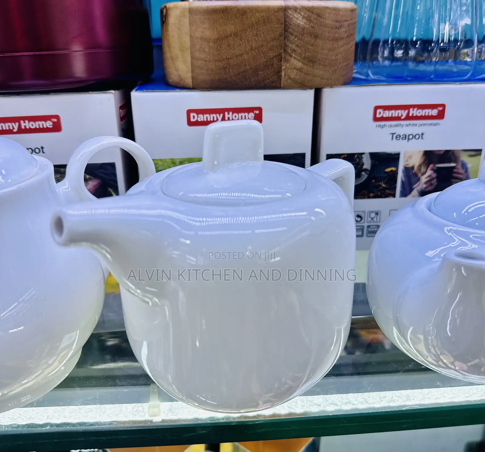 Teapot With Classic Style