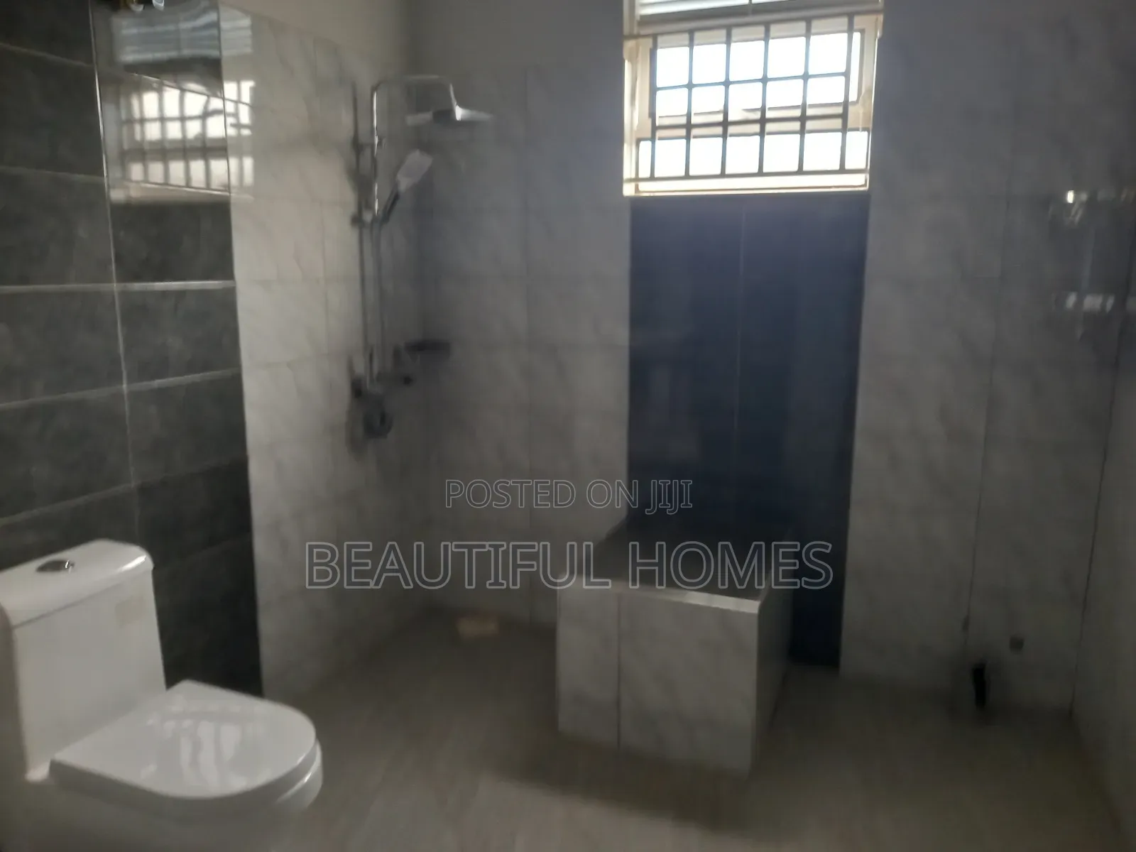 Furnished 5bdrm House in Kira for sale
