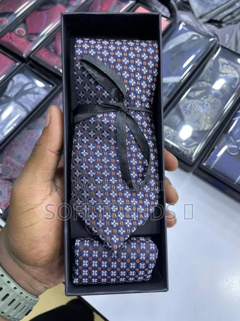Gentts Ties With Pocket Squares