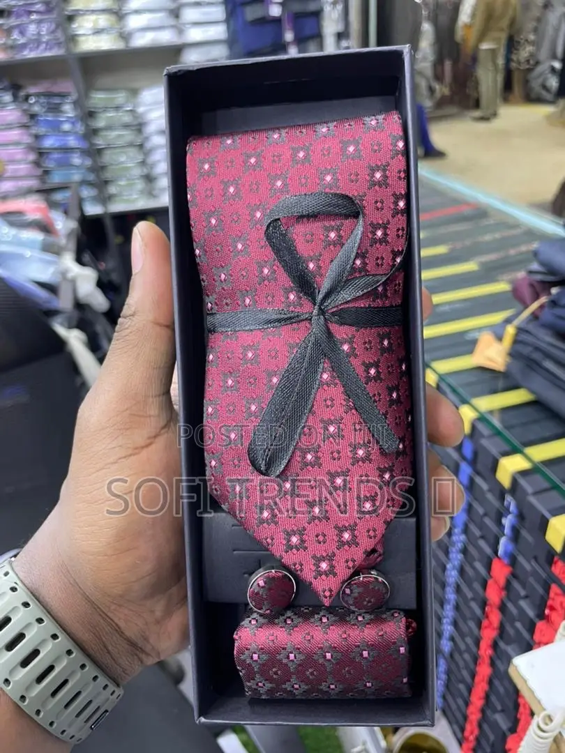 Gentts Ties With Pocket Squares