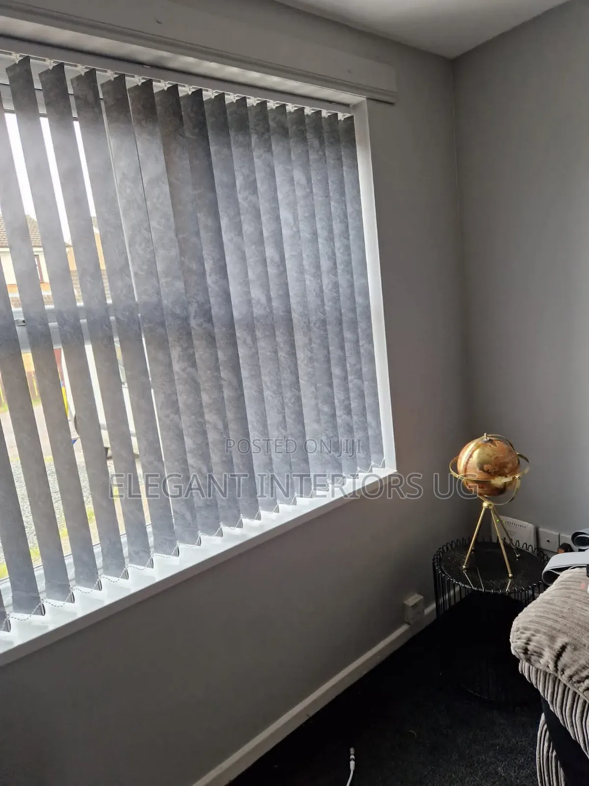 Fancy Office Blinds in Vertical Format at Favorable Price