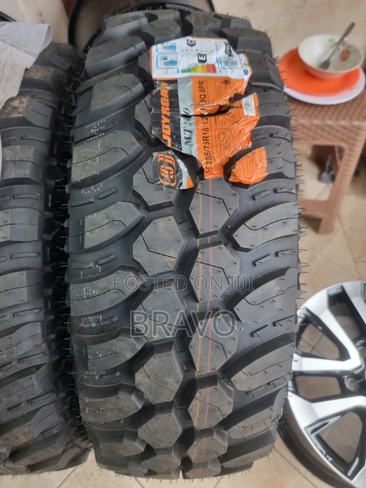 285/75r16 Mud Tyres for Land Cruiser.