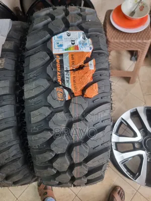285/75r16 Mud Tyres for Land Cruiser.