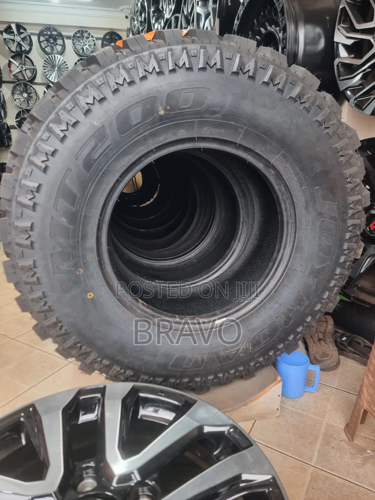 285/75r16 Mud Tyres for Land Cruiser.
