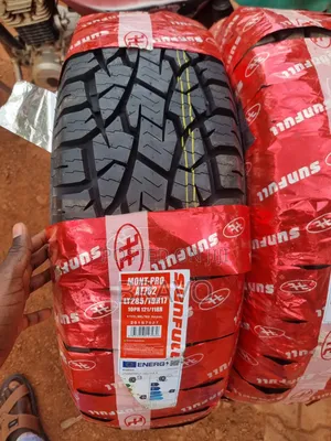 285/70r17 All Terrian Tires for Hilux.