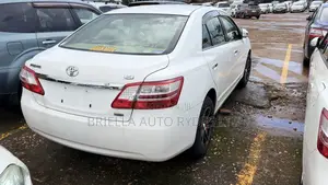 Toyota Premio 2012 White