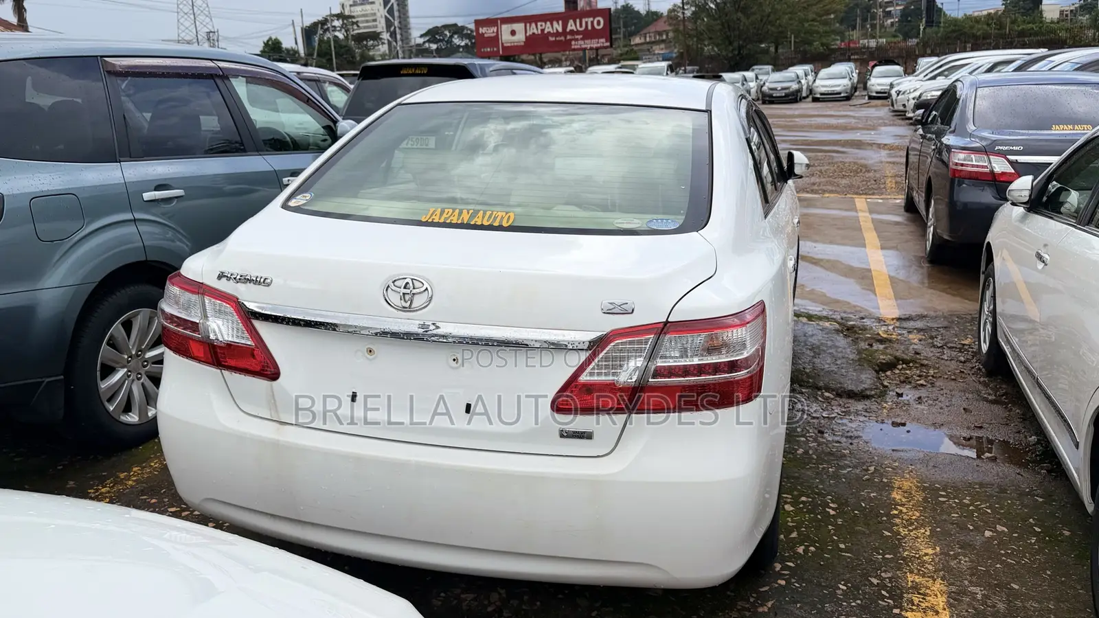 Toyota Premio 2012 White