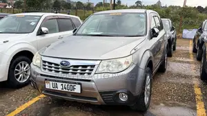 Subaru Forester 2011 Silver