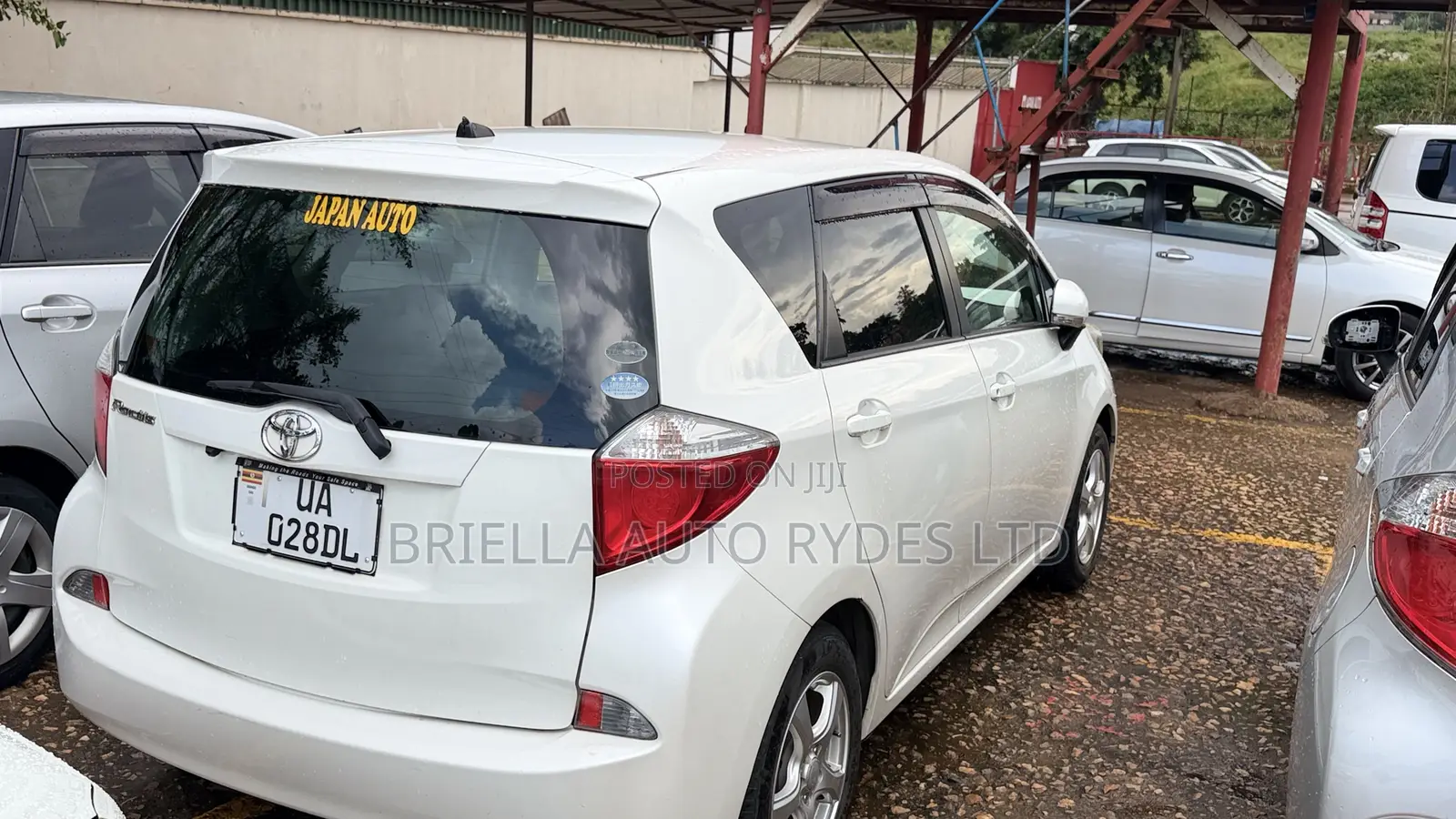 Toyota Ractis 2013 White