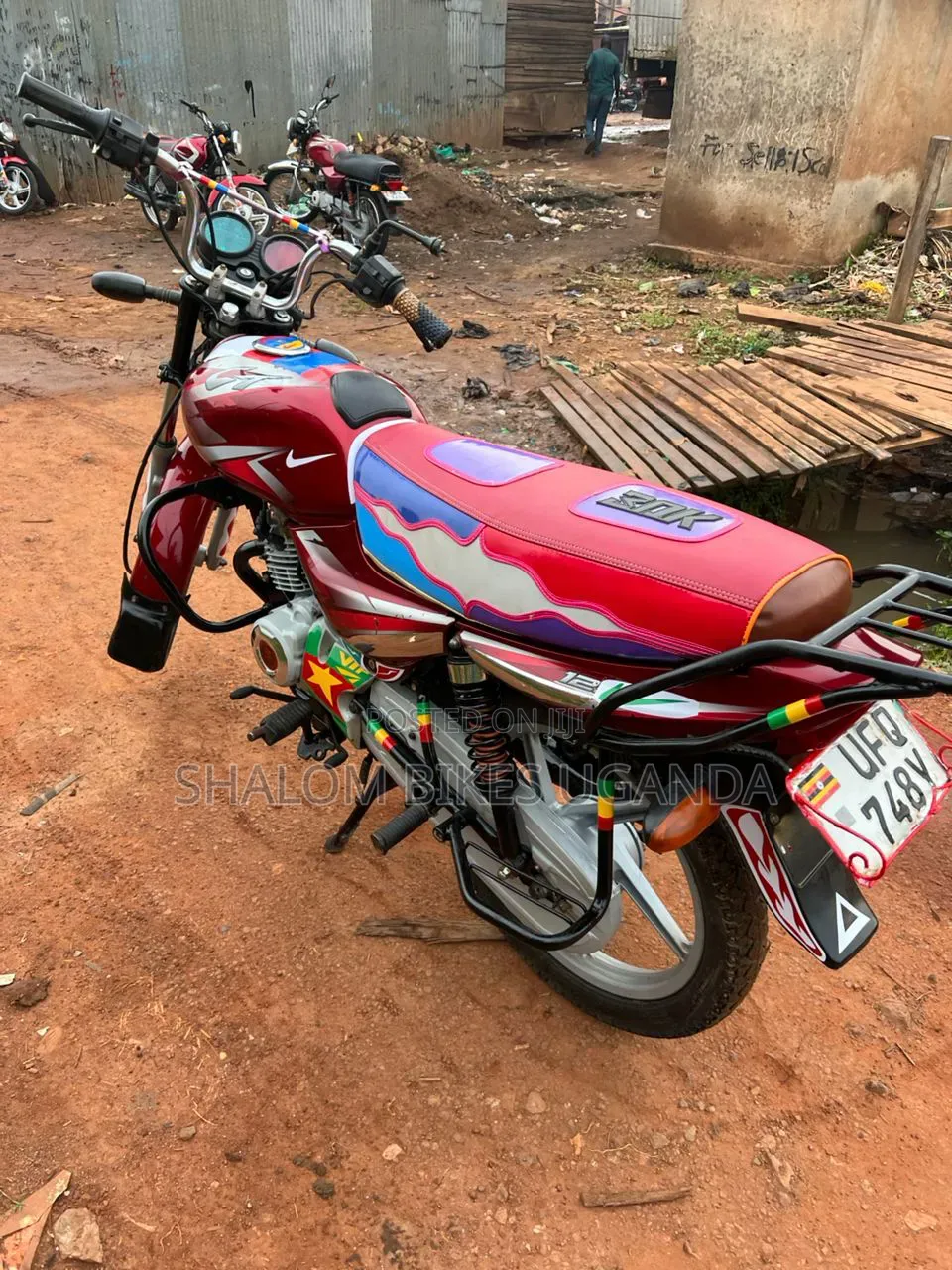 Bajaj CT 110X 2023 Red