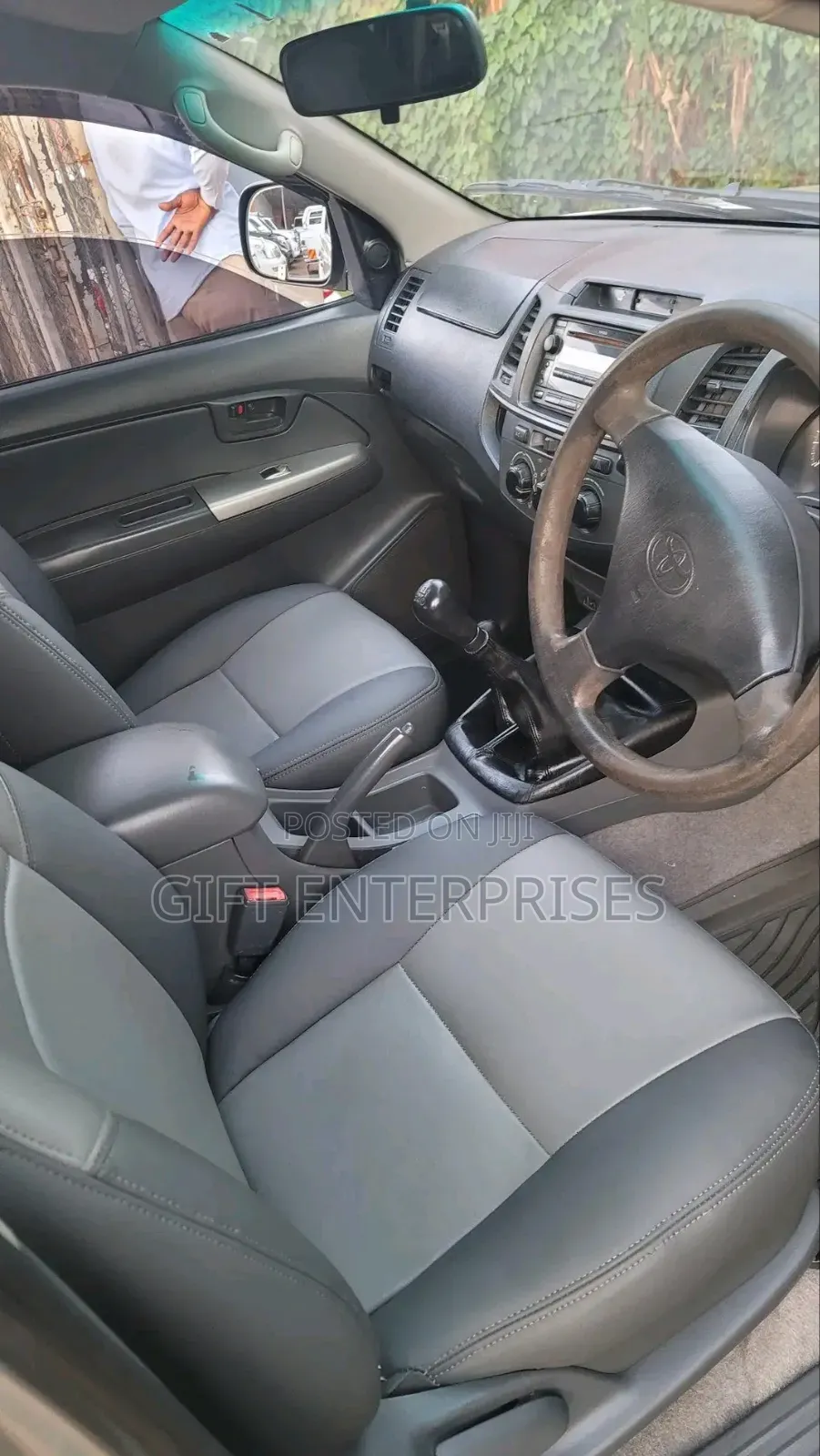 Toyota Hilux 2015 Silver