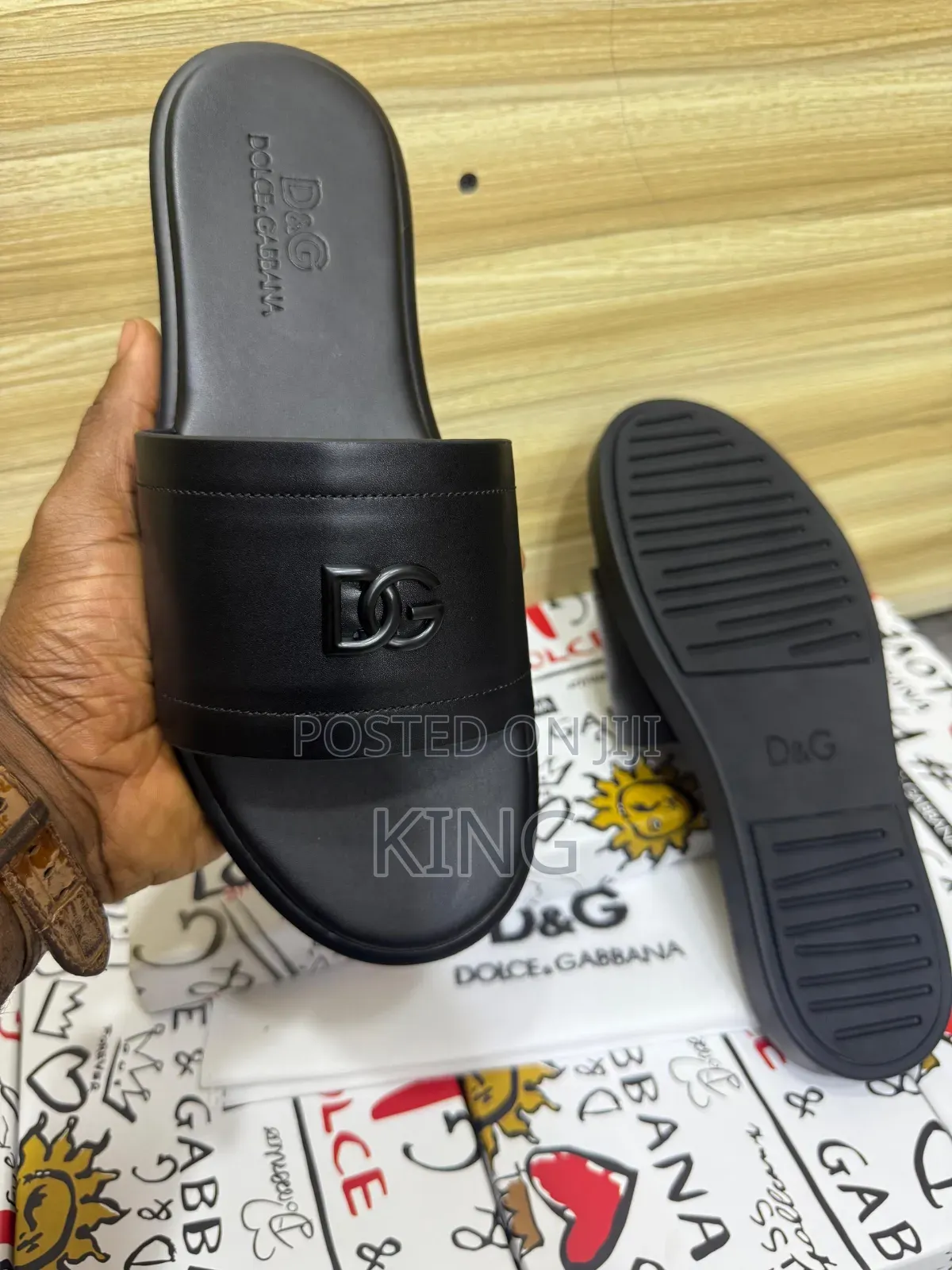 Dolce Gabbana Dg Logo Slides.