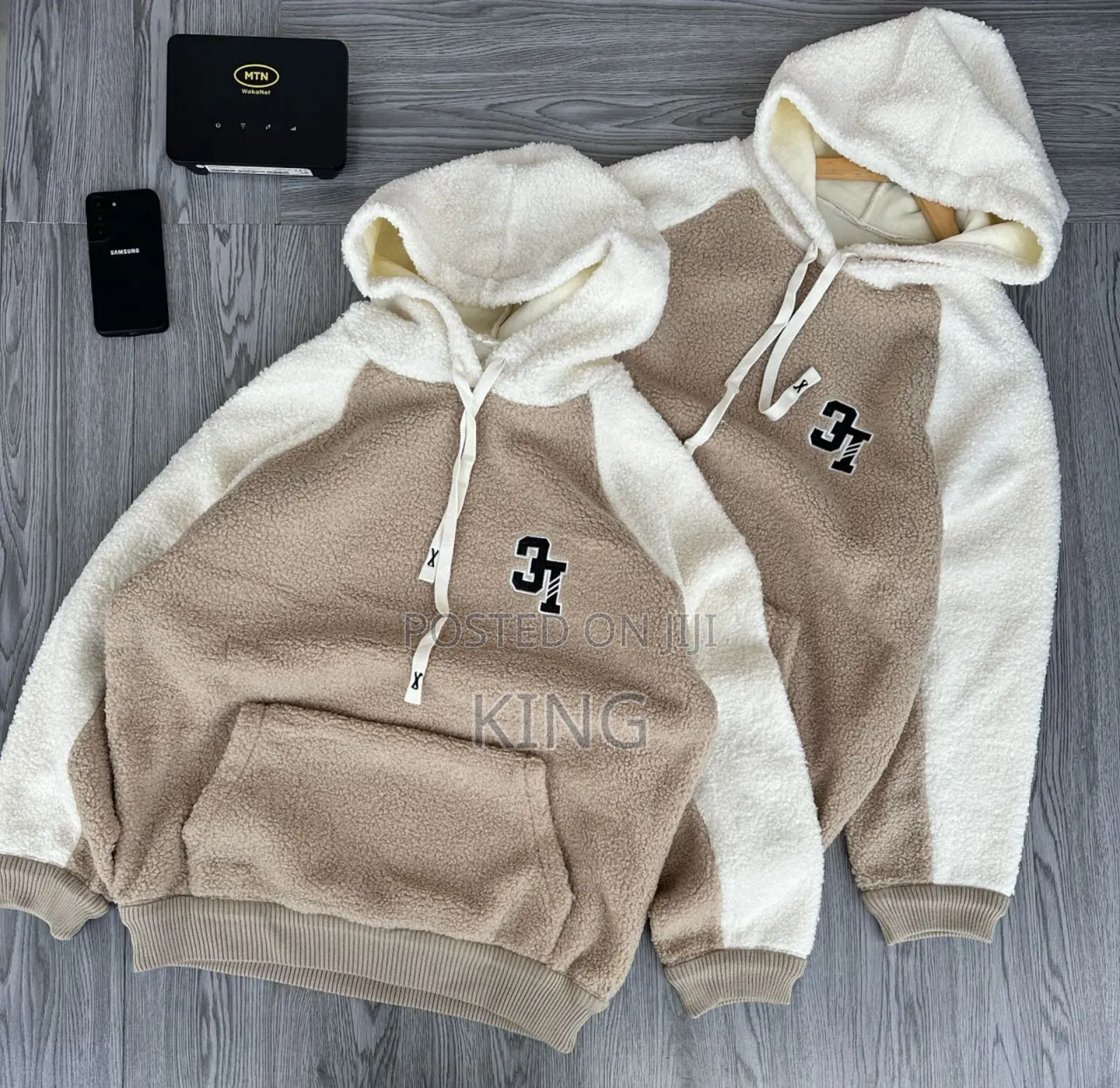 Raven Sherpa-Style Hooded Jumper