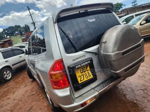 Mitsubishi Pajero Sport 2002 Silver