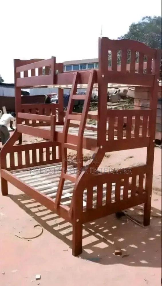 Double Decker Bed, Strong Wood and Professional Finishing