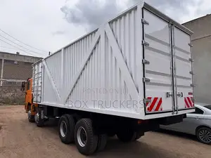 Heavy Duty Truck